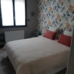 Fonctionnel Proche Du Centre Apartment *